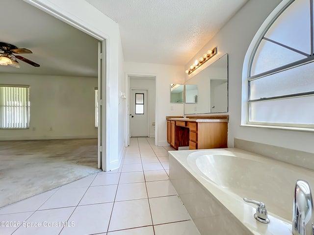 2645 Rolling Broak Drive, Orlando, FL, 32837 photo 57