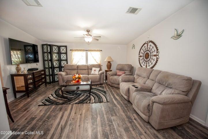 645 Outer Drive 124, Cocoa, FL, 32926 photo 6
