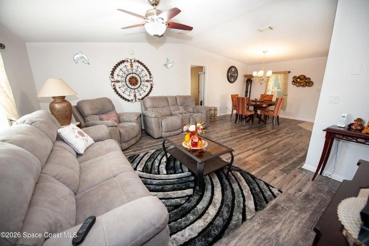 645 Outer Drive 124, Cocoa, FL, 32926 photo 5