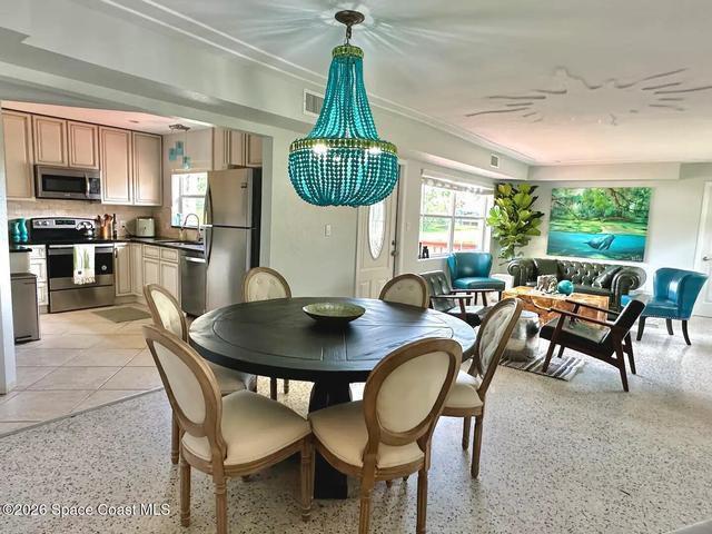 589 Hillside Court, Melbourne, FL, 32935 photo 5