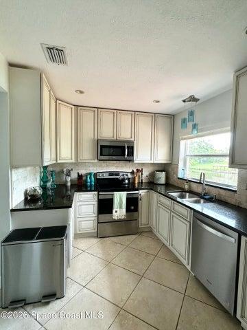 589 Hillside Court, Melbourne, FL, 32935 photo 7