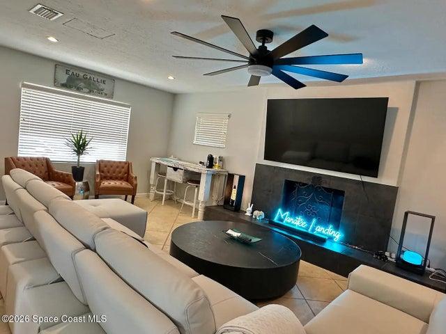 589 Hillside Court, Melbourne, FL, 32935 photo 11