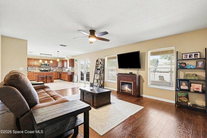 340 Meredith Way, Titusville, FL, 32780 photo 8