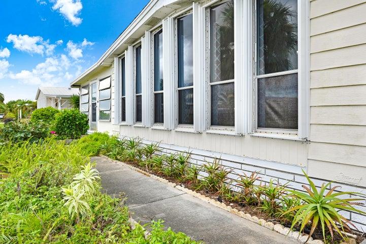 7500 Agawam Road, Sebastian, FL, 32976 photo 3