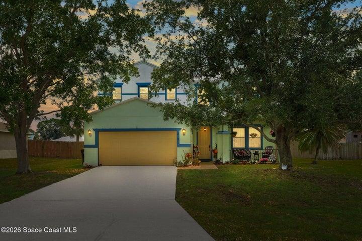 818 Boeing Street NE, Palm Bay