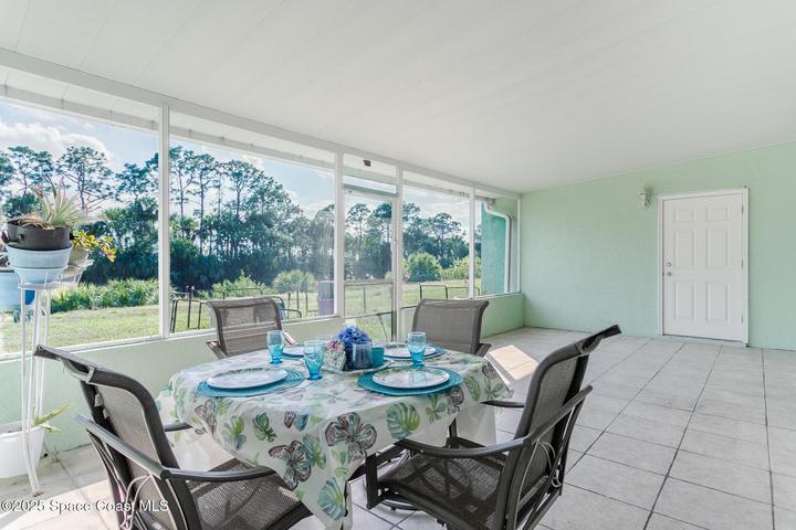 Screened Lanai/Back Porch