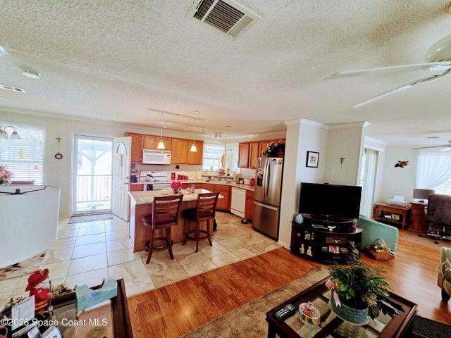 118 Holiday Park Boulevard NE, Palm Bay, FL, 32907 photo 11