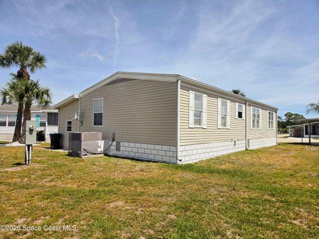 118 Holiday Park Boulevard NE, Palm Bay, FL, 32907 photo 6