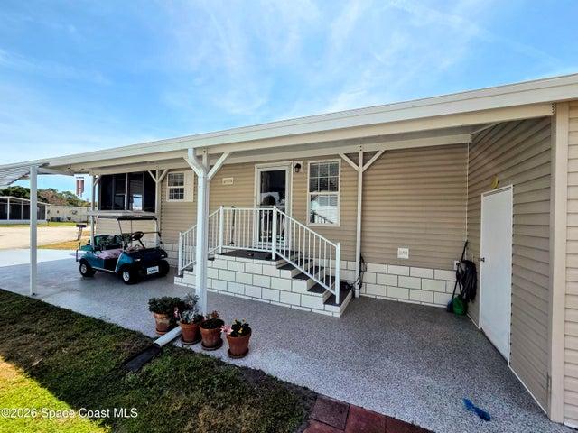 118 Holiday Park Boulevard NE, Palm Bay, FL, 32907 photo 4