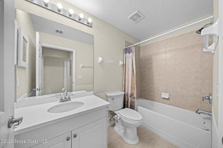 Guest Suite Bathroom