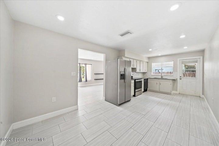 131 Cedar Avenue, Cocoa Beach, FL, 32931 photo 33