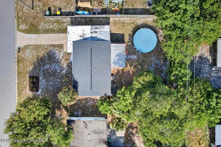 Newer Roof 2021 and Above Ground Pool
