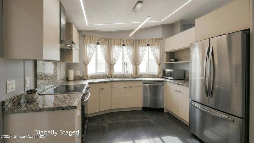 300 Beech Court, Cocoa, FL, 32926 photo 8