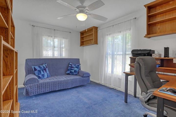 3rd bedroom/ office.
