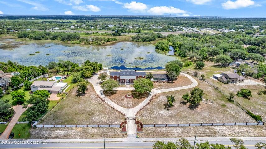 1585 S Carpenter Road, Titusville, FL, 32796 photo 4