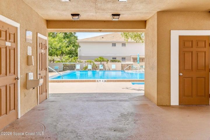 Amenities include a pool