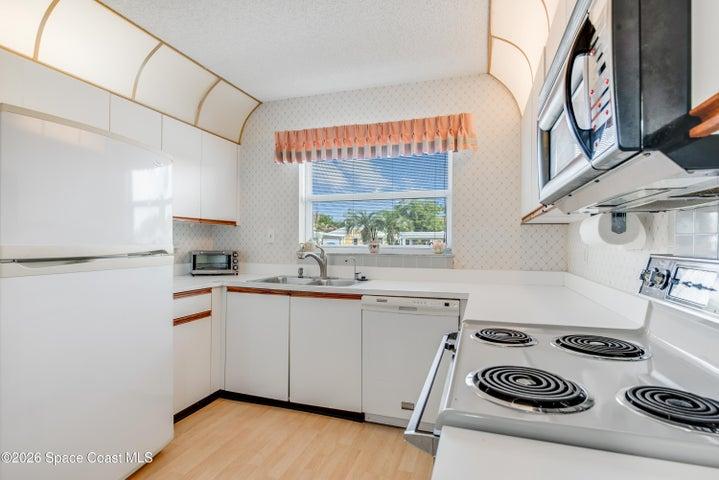 361 N Grove Isle Circle, Vero Beach, FL, 32962 photo 12