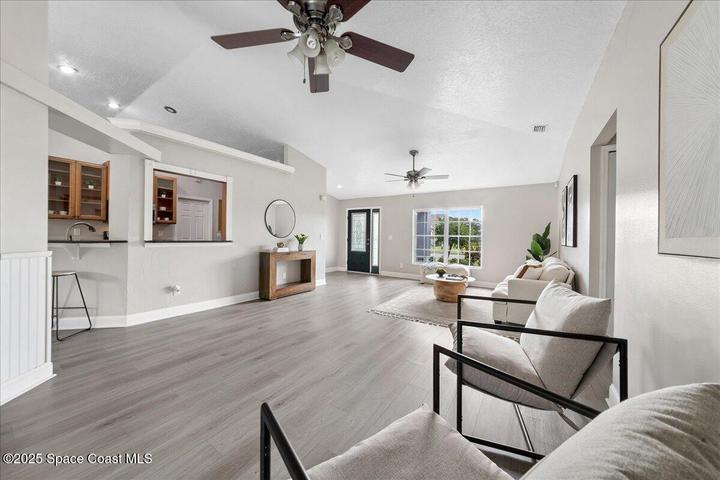 897 Hunters Creek Drive, Melbourne, FL, 32904 photo 8