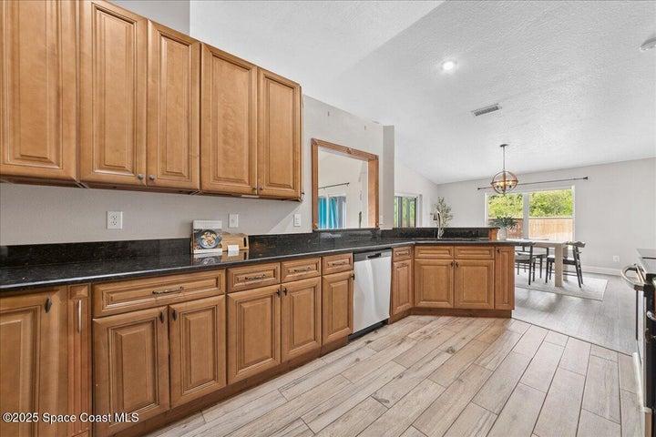 897 Hunters Creek Drive, Melbourne, FL, 32904 photo 14