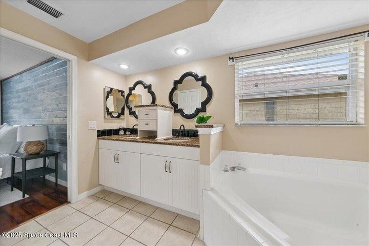 897 Hunters Creek Drive, Melbourne, FL, 32904 photo 16