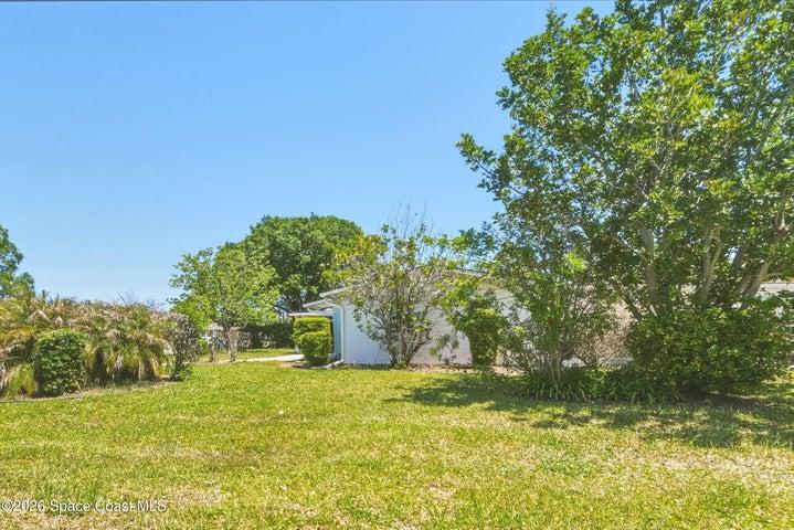 1395 Ashwood Drive, Melbourne, FL, 32935 photo 4