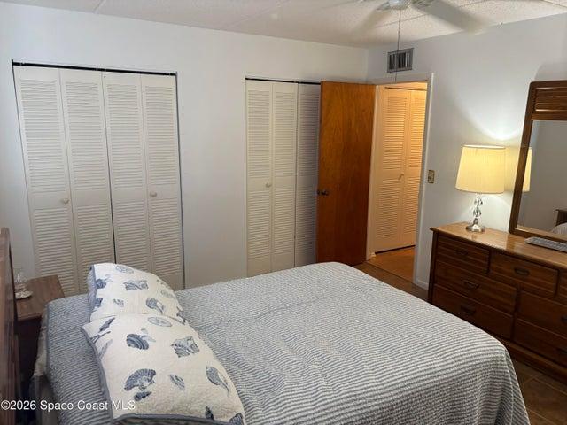 plenty of closet space