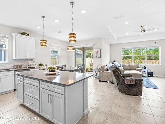 2209 Canopy Terrace Boulevard, DeLand, FL, 32724 photo 8