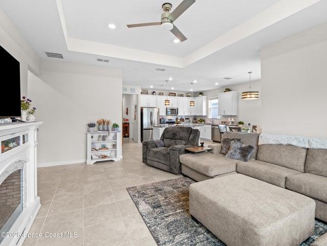 2209 Canopy Terrace Boulevard, DeLand, FL, 32724 photo 3