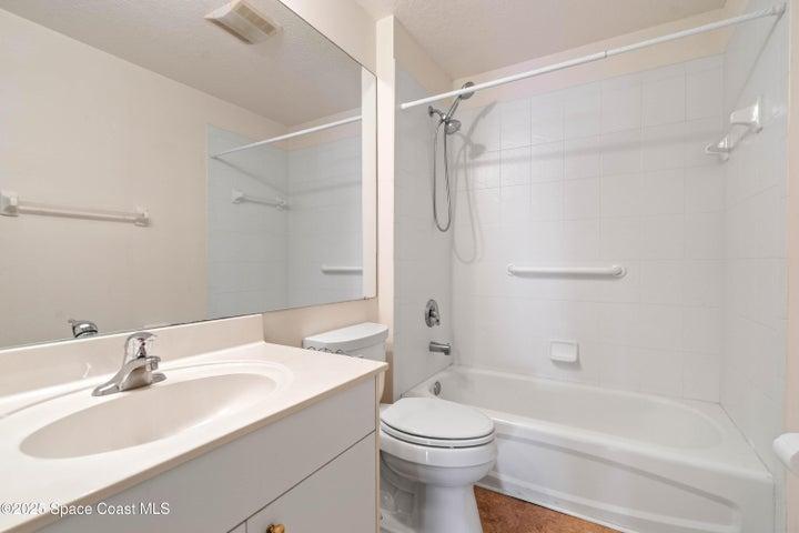 741 Indian Oaks Drive, Melbourne, FL, 32901 photo 25