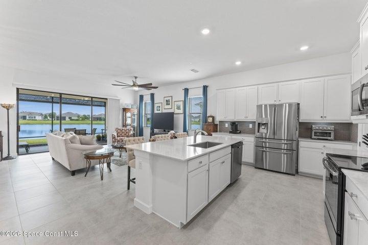 2372 Great Belt Circle, Melbourne, FL, 32940 photo 5