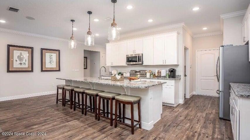 Model Home - Actual features may vary.