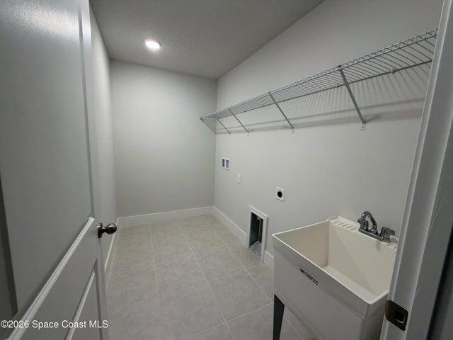 6943 Five Oaks Drive, Harmony, FL, 34773 photo 14