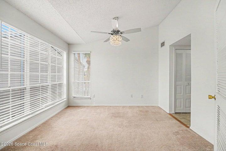 Flex Room