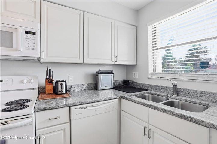 1300 Seaway Drive D6, Fort Pierce, FL, 34949 photo 8