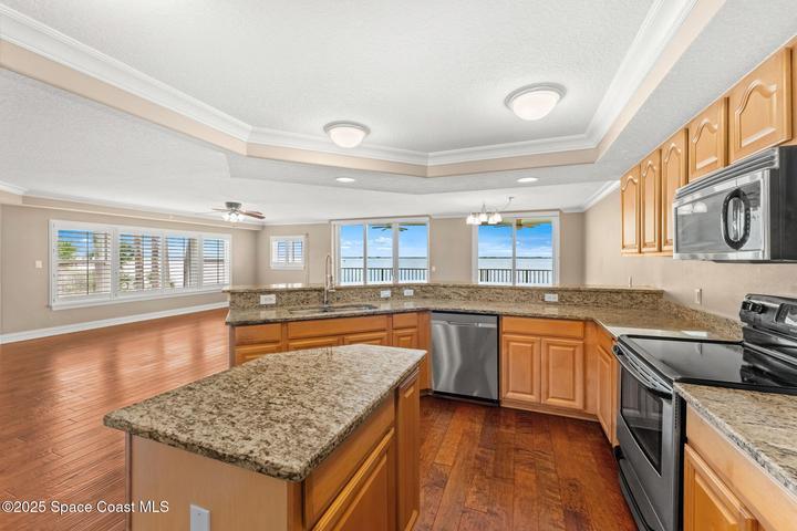 210 24th Street 201, Cocoa Beach, FL, 32931 photo 5