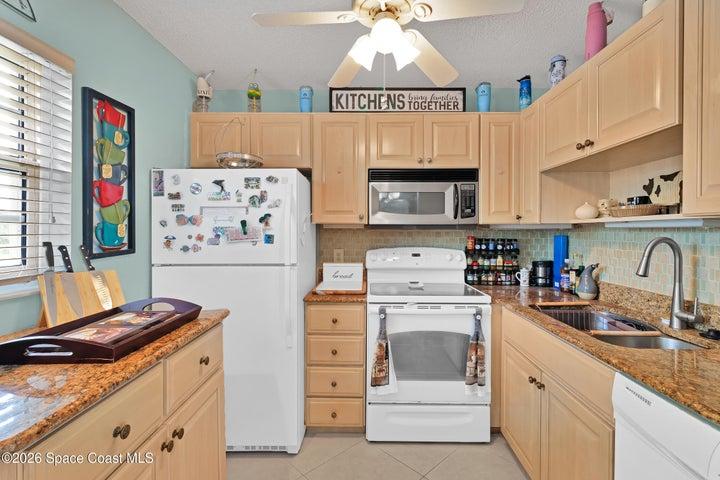 5 Vista Gardens Trail 202, Vero Beach, FL, 32962 photo 10
