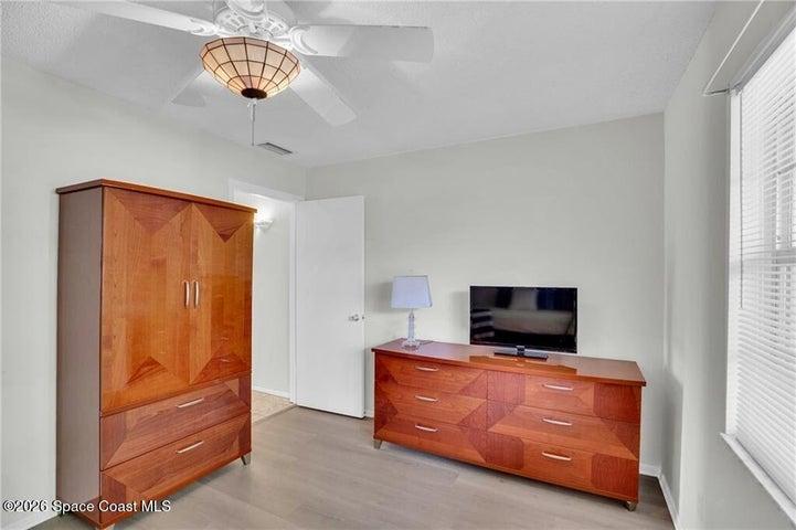 17 Vista Palm Lane 201, Vero Beach, FL, 32962 photo 12