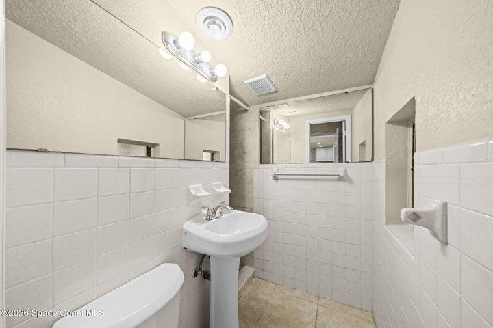 210 Park Avenue, Satellite Beach, FL, 32937 photo 21