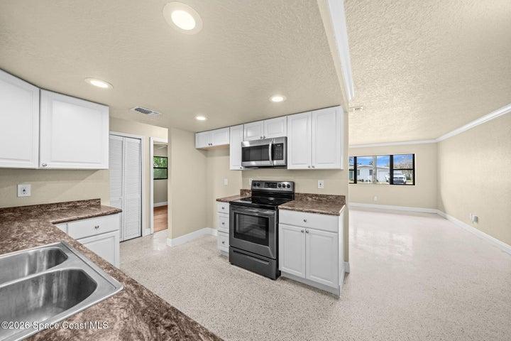 210 Park Avenue, Satellite Beach, FL, 32937 photo 10