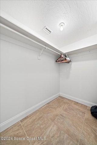 Master Walk In Closet
