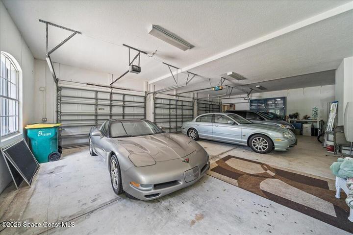 4 Car Garage