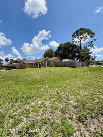 1399 Eldron Boulevard SE, Palm Bay