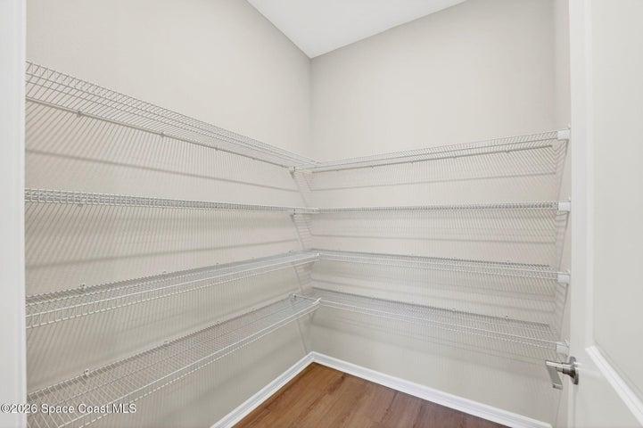 Walk-in pantry