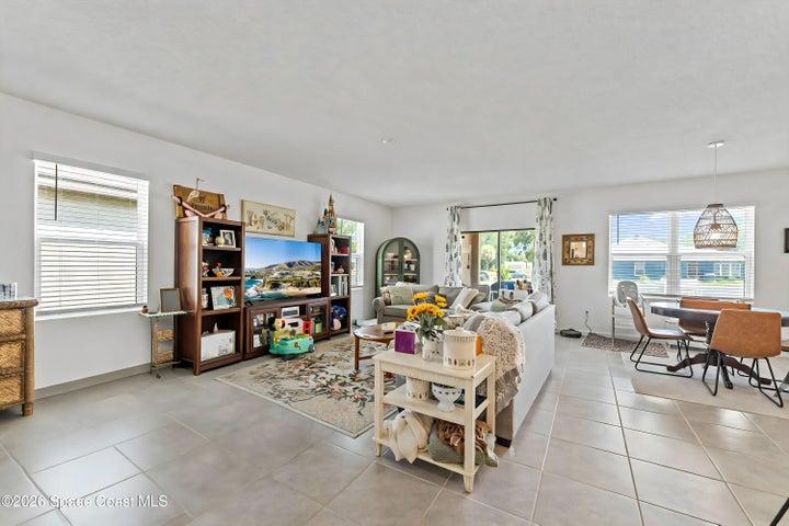 1598 Mineral Loop Drive NW, Palm Bay, FL, 32907 photo 9
