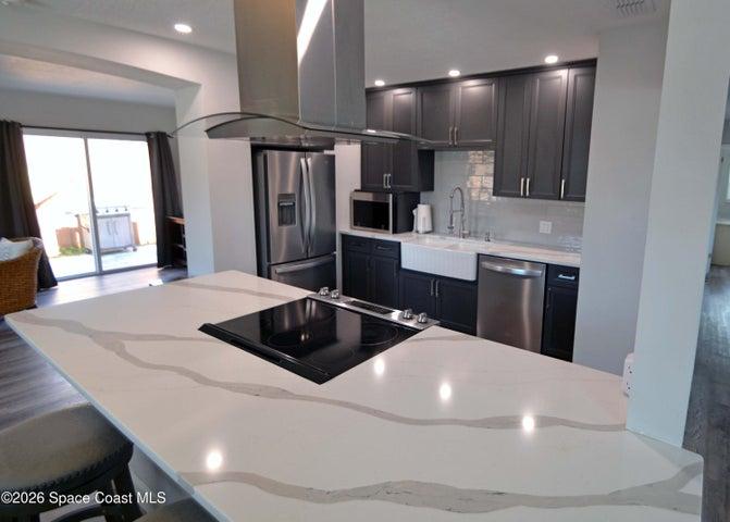 134 E Grant Avenue, Cocoa Beach, FL, 32931 photo 4
