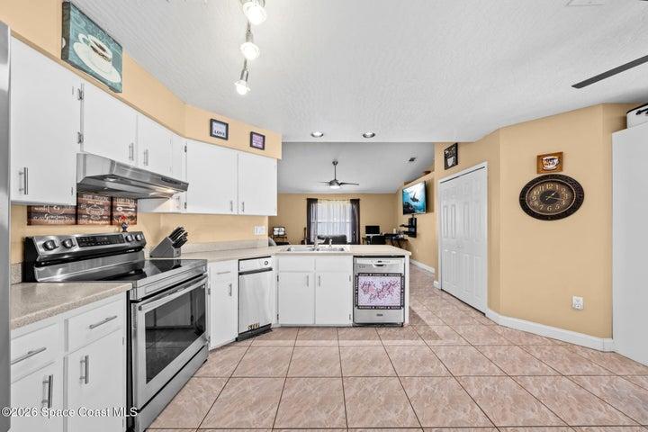 413 Lisa Road NE, Palm Bay, FL, 32907 photo 16