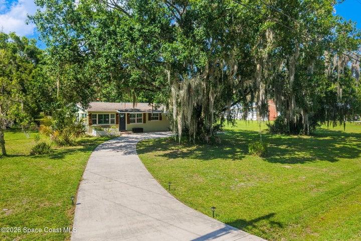 4360 Lakeridge Drive, Melbourne, FL, 32934 photo 2