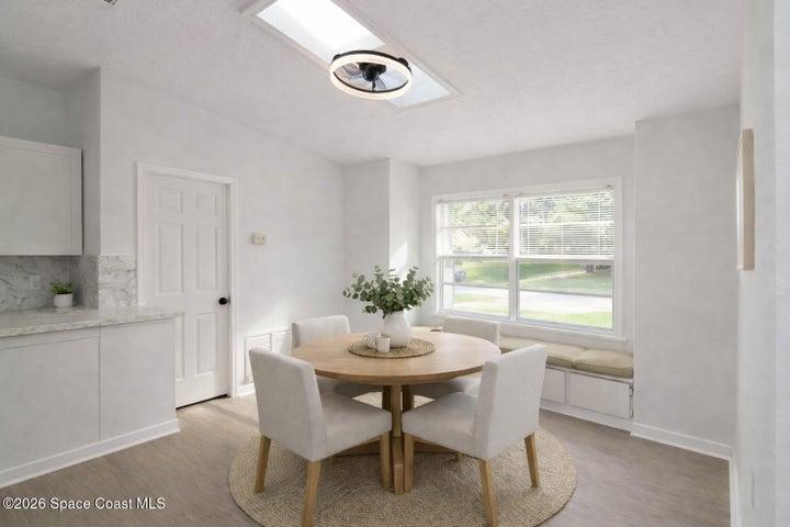 Breakfast nook - virtually staged