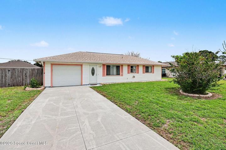 571 Firestone Street NE, Palm Bay