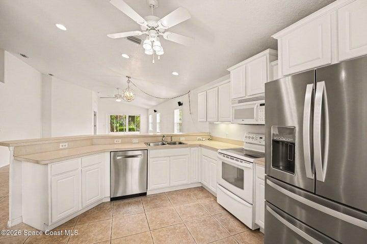 2194 Spring Creek Circle NE, Palm Bay, FL, 32905 photo 8